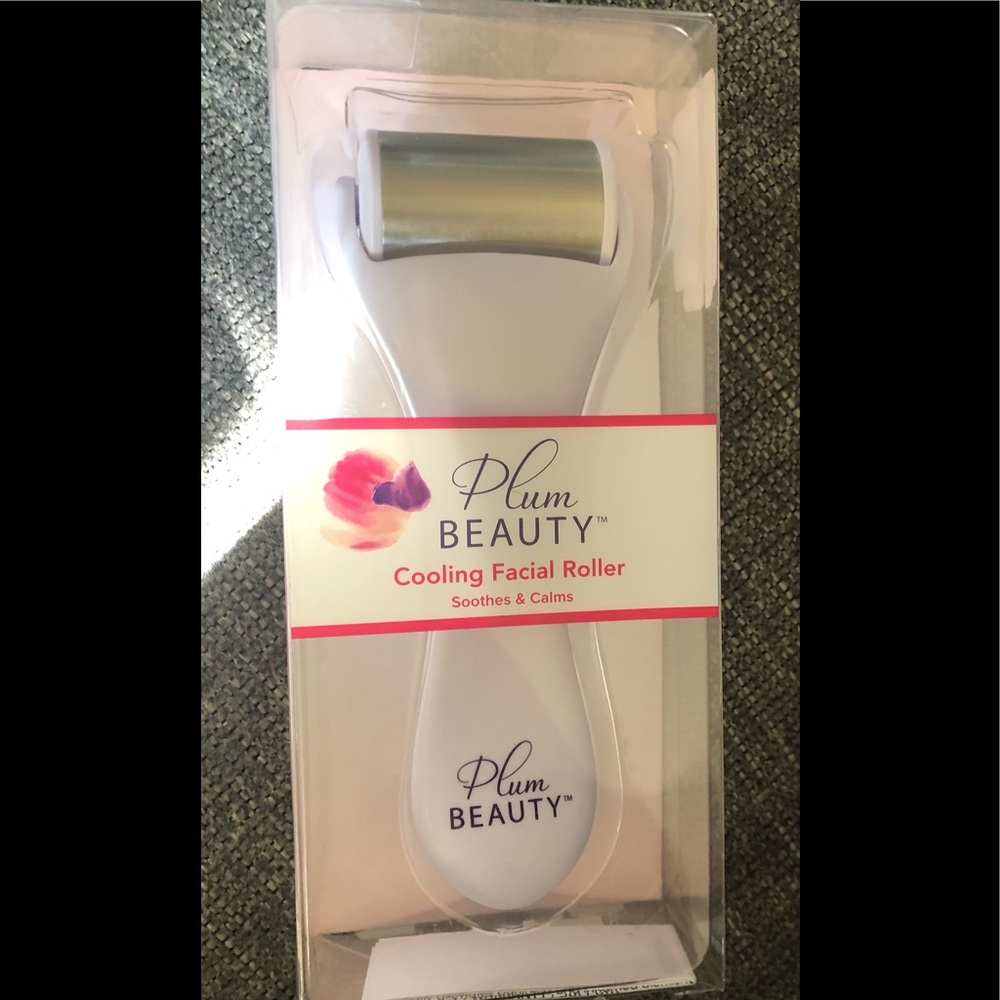 Plum Beauty Cooling Facial Roller